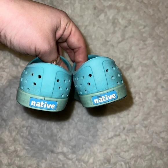 Native Childrens Shoes Blue size 7 - Picture 3 of 6